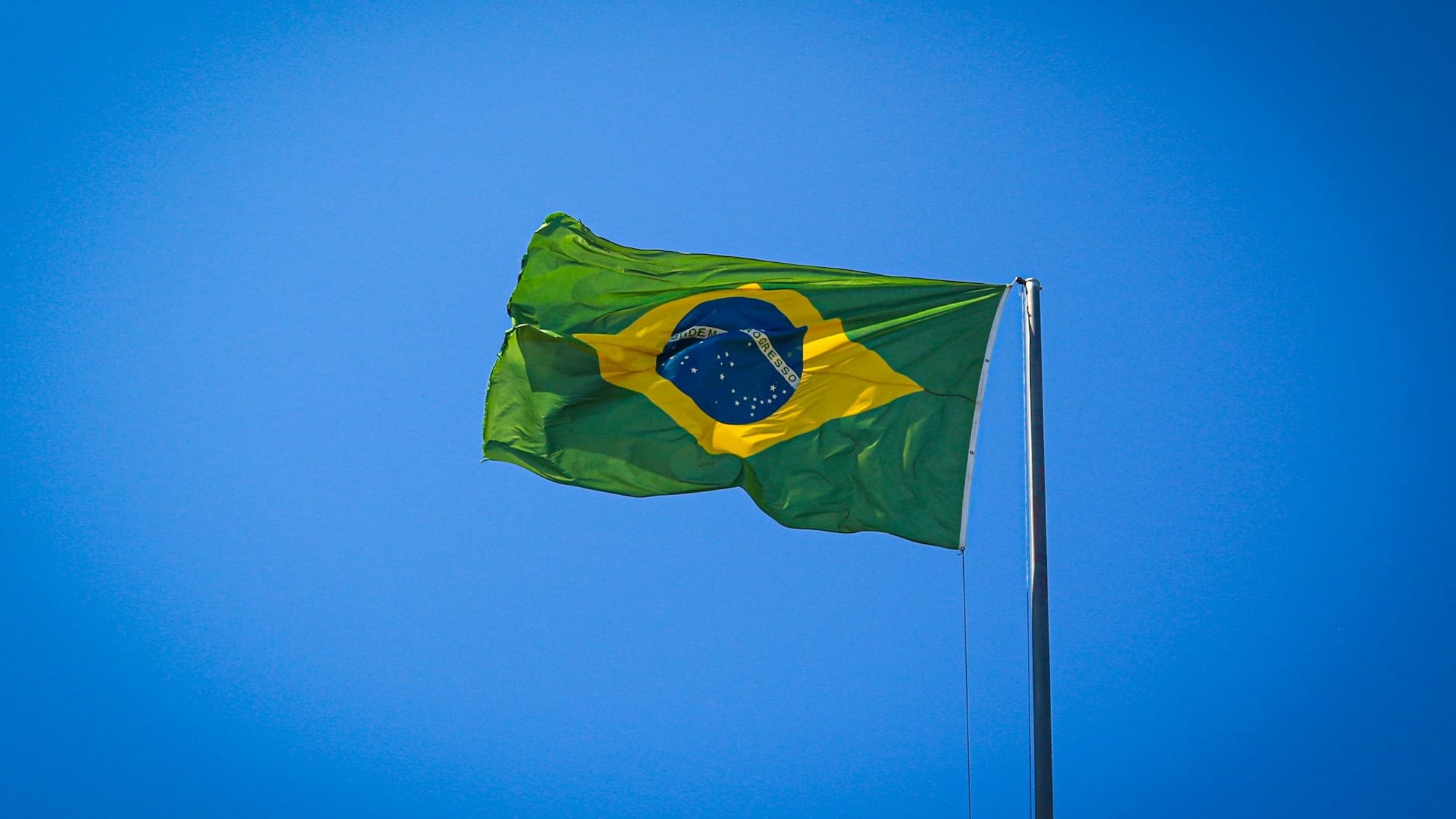 Finally, X is complying with the Brazilian court to lift its ban